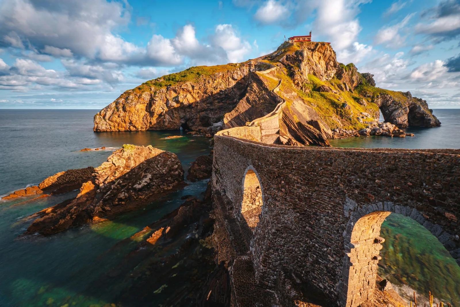 From Bilbao: Gaztelugatxe with Access, Bermeo and Gernika